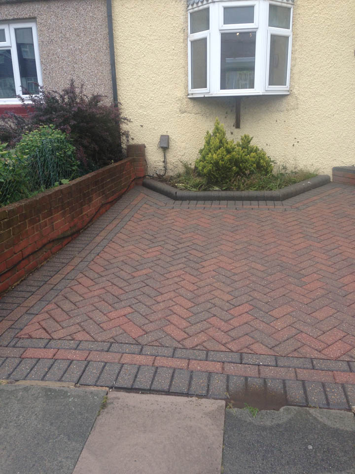 Brick paver patio after professional cleaning